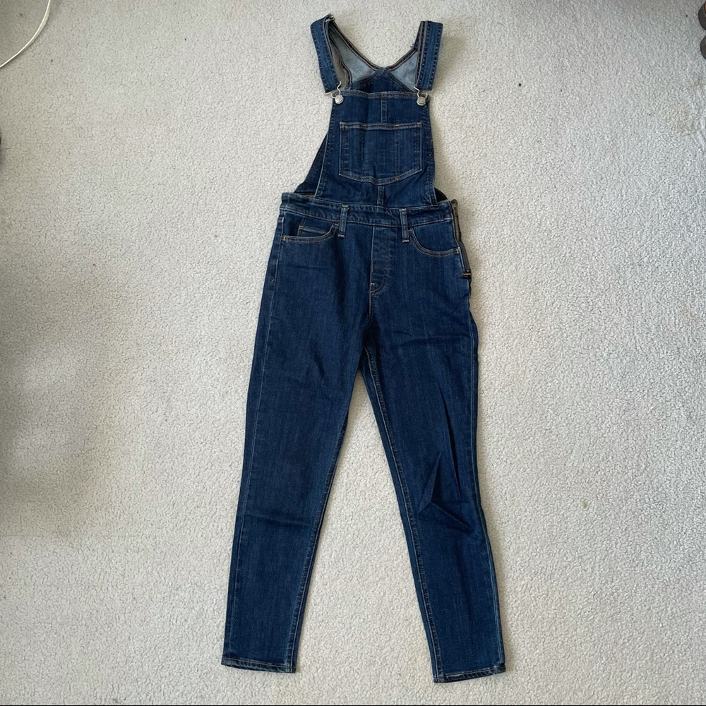 Levi’s skinny denim overalls size 27